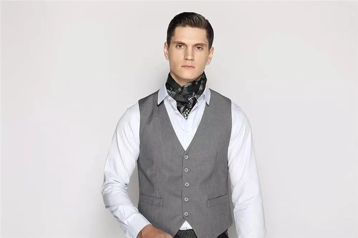 DX 2022 Custom Winter Pure Silk Scarf Luxury Plain Scarves For Men
