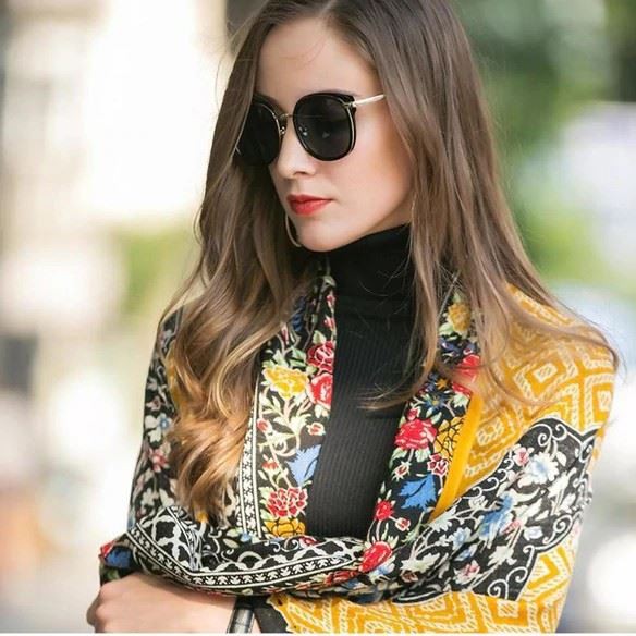 Exquisite Canary Cashmere Shawl digital printing