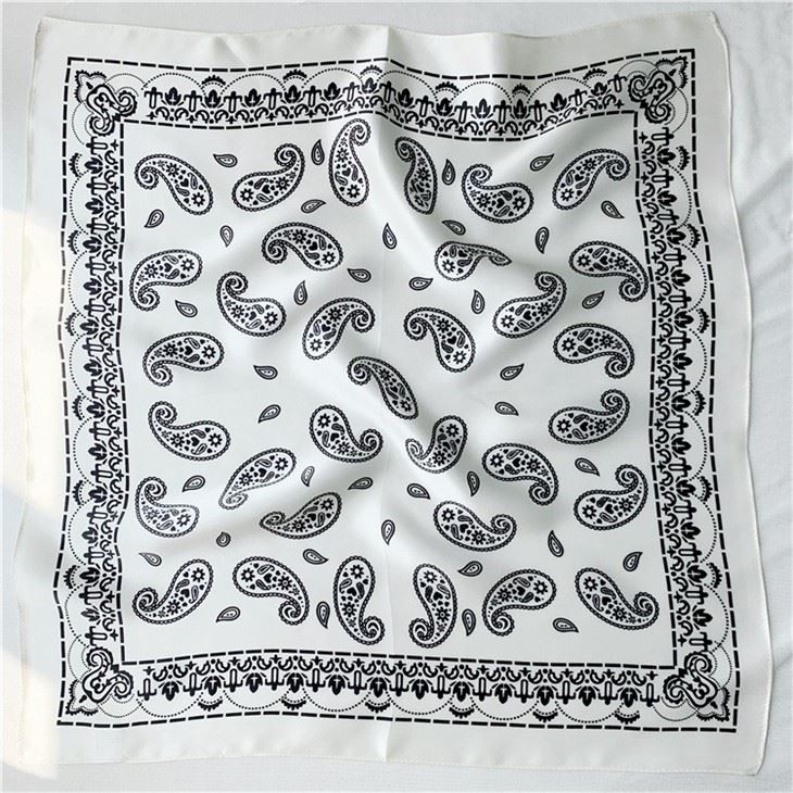 Fashion 100% Silk Square Satin Scarf suppliers