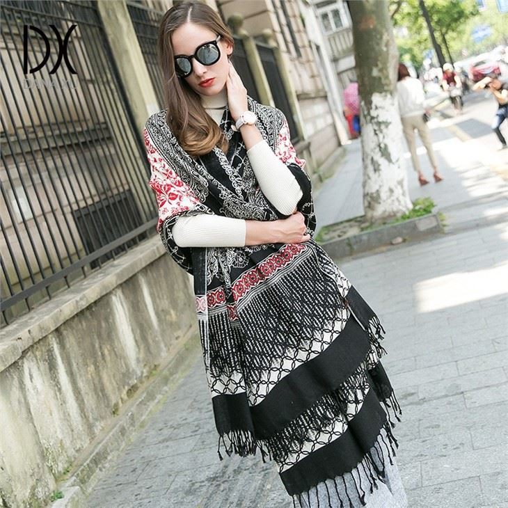 Fashion Digital Printing 2 Ply Cashmere Wrap suppliers