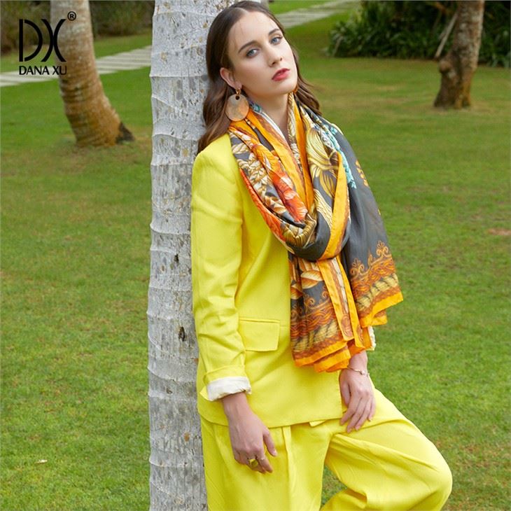 Large Size Mulberry Silk Shawl Scarf Manufacturers
