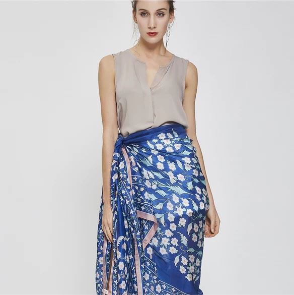  Shaws And Silk Wraps Peacock