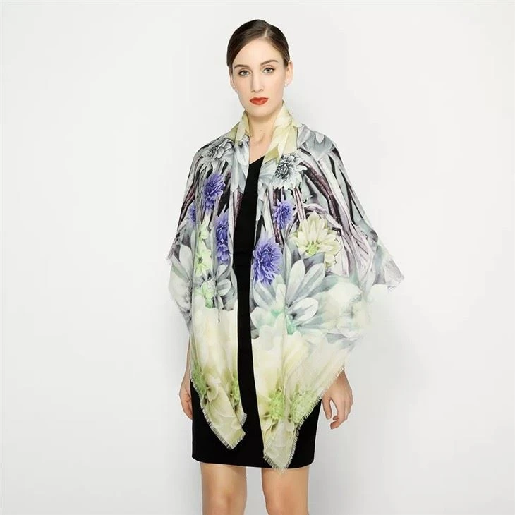 Print Merino Wool Pashmina Shawls Manufacturers