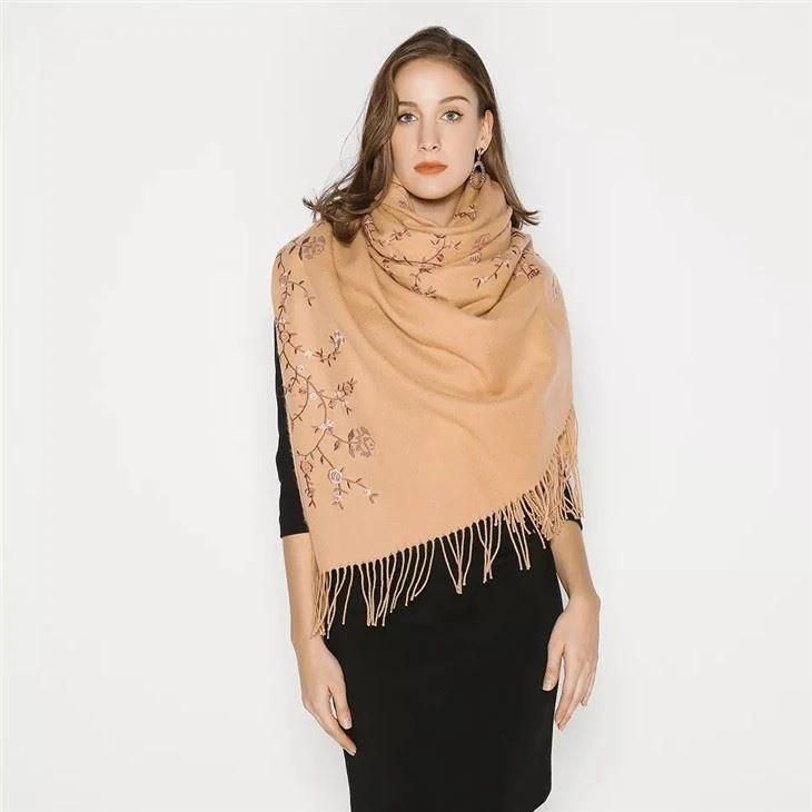  Spring Wool Embroidery Shawl