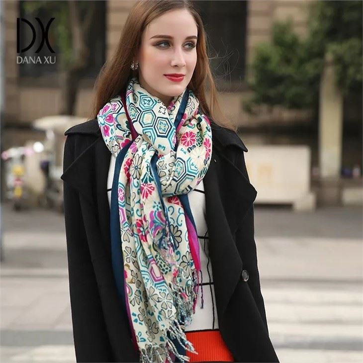 Women's Shawl Colorful Pattern Flower suppliers