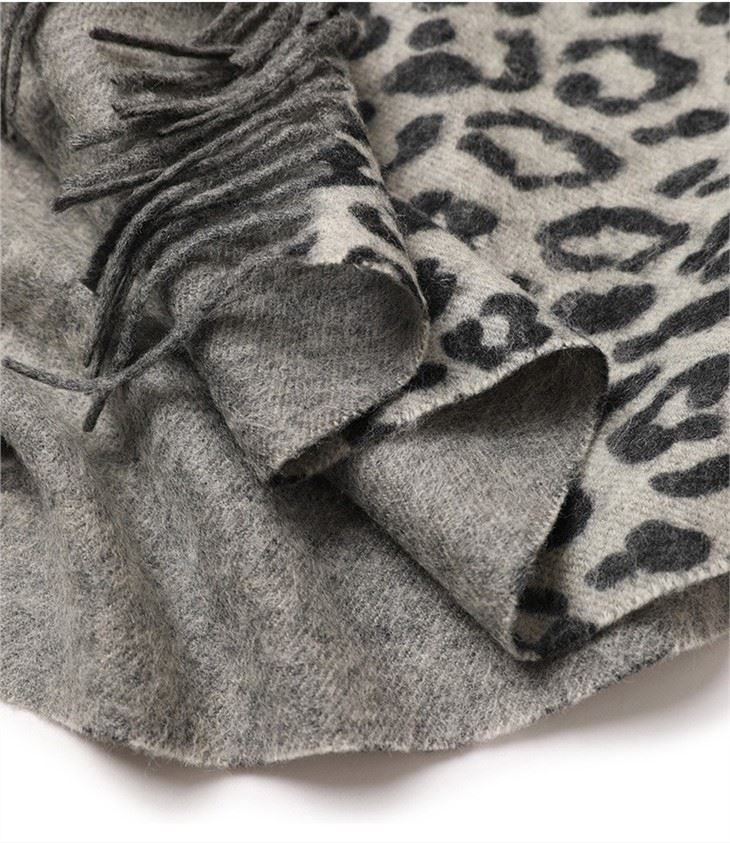 Autumn And Winter Scarf Leopard Print Double-Sided Warm And Comfortable Shawl For Women