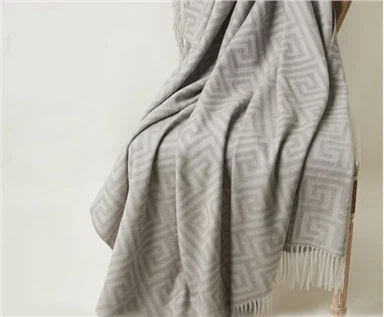 Pure Wool Blanket Winter Thickened Jacquard Warm Home Travel Wool Blanket